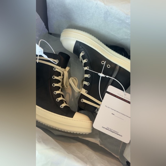 Rick Owens SS24 LIDO sneakers in black and milk washed calf - Picture 3 of 4